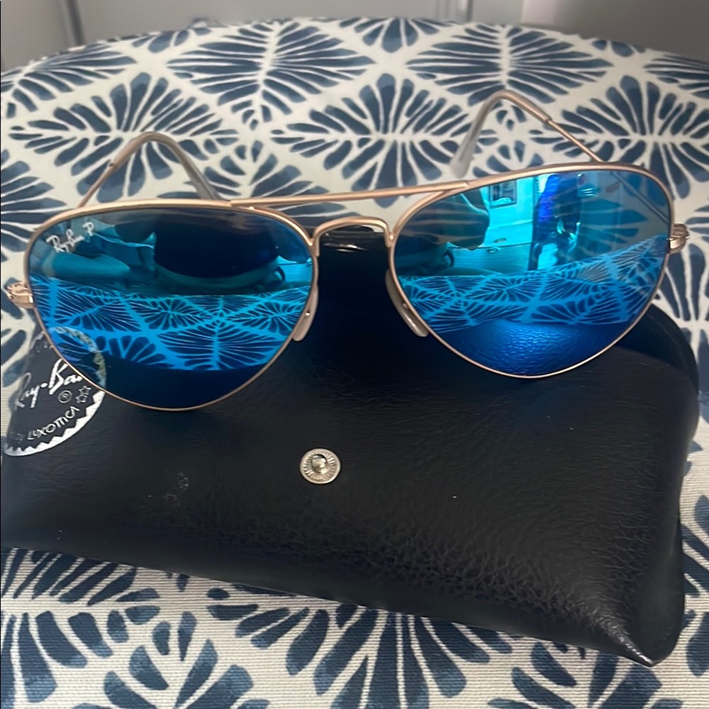 Ray-Ban Aviator Polarized Sunglasses with Blue Lenses